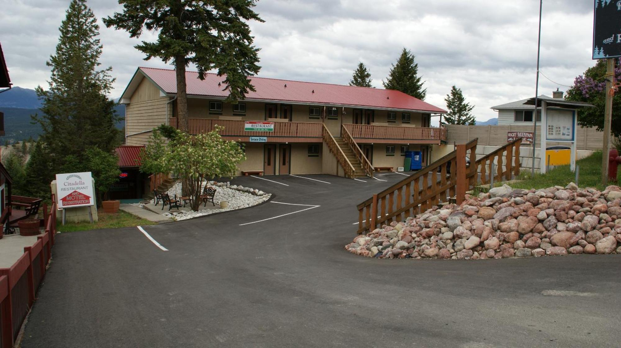 Motel Bo Radium Radium Hot Springs Buitenkant foto