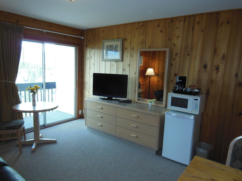 Motel Bo Radium Radium Hot Springs Buitenkant foto